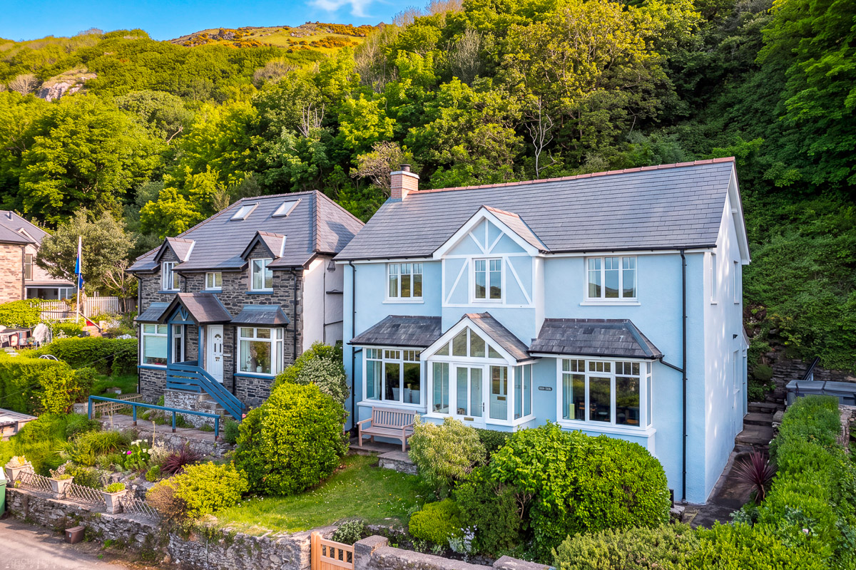 Completed Barmouth coastal home